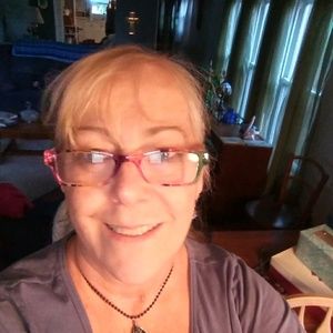 Meet your Posher, Lynn